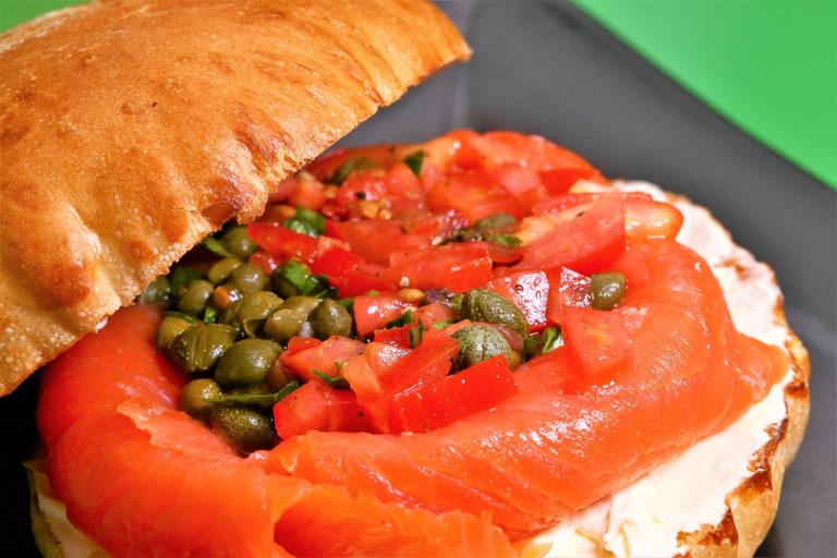 Broiled Tomato Cheese Sandwich