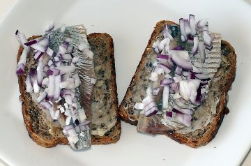 Broiled Sweet Onion Sandwiches