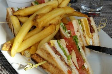 California Club Sandwich