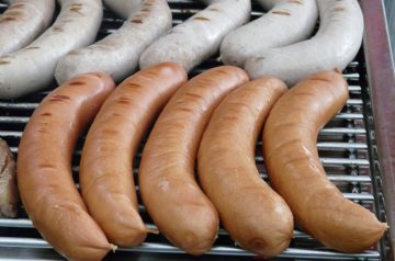 Sausage With Warm Fruit