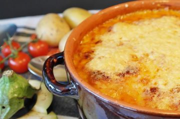 Scalloped potatoes Au Gratin with onions