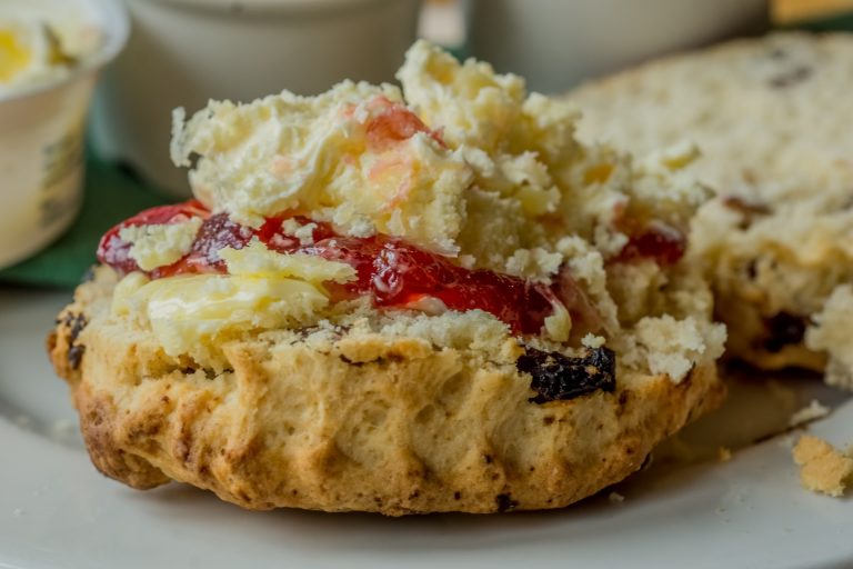 Apple Scone Cake