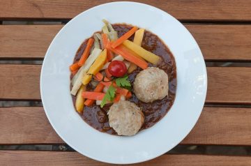 Skillet Meatball Goulash