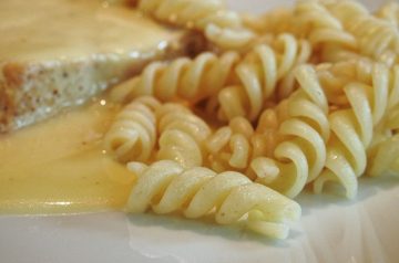 Solo Chicken Breast and Artichoke Hearts in Pasta