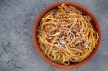 Italian Spaghetti Soup With Garlic