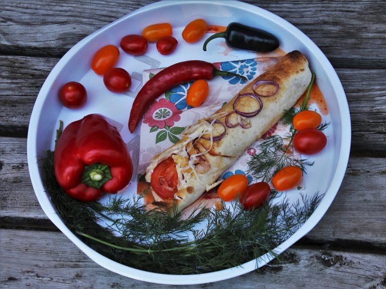 Spicy Chili-Cheddar Burrito Pockets