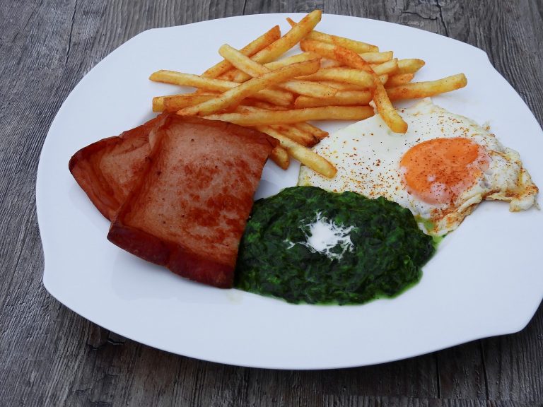 Spinach - Stuffed Meatloaf