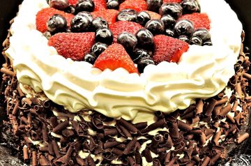 Strawberries and Cream Layer Cake