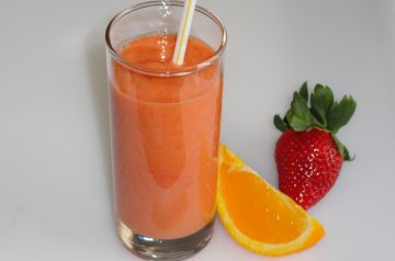 Strawberry Blender Smoothie