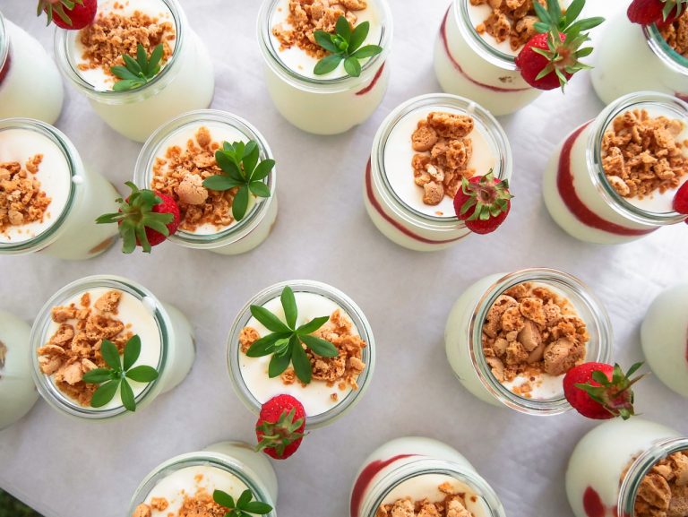 Strawberry Yogurt Frost Drink