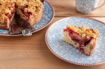 Streusel Topped Triple Berry Coffee Cake