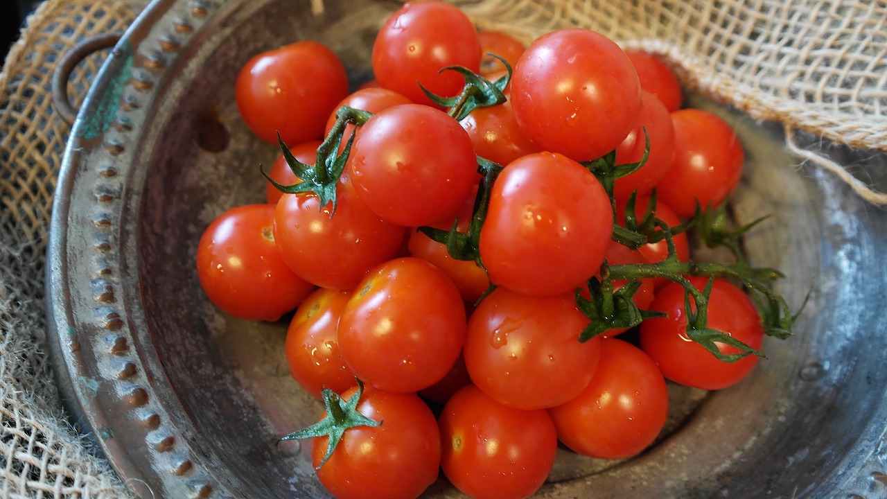 Stuffed Tomato Salad