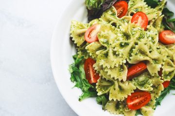 Super Easy Pesto Pasta Salad