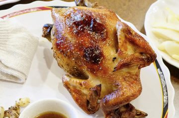 Chili-Rubbed Chicken With Roasted Garlic Sauce