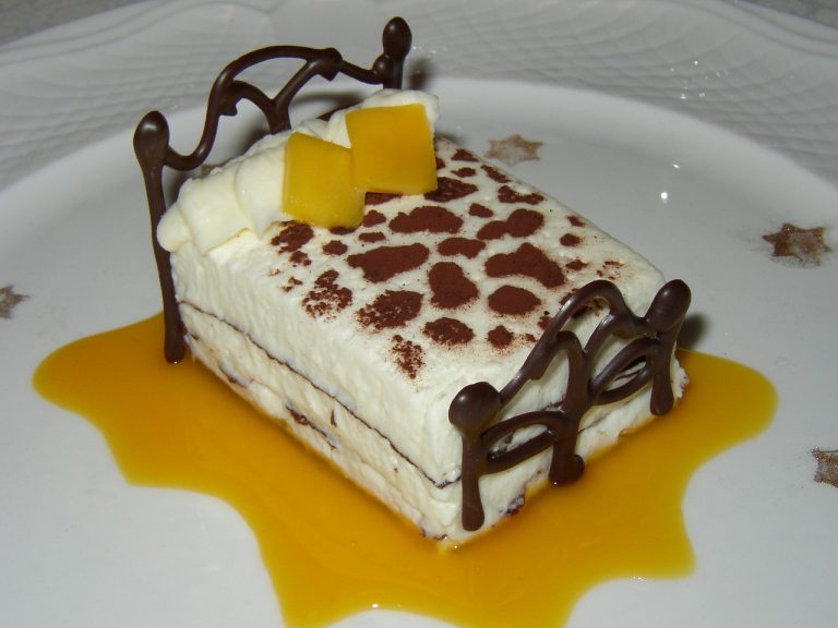 Taro Mousse Cake