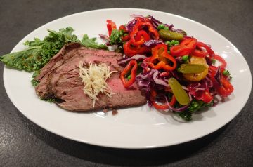 Tenderloin of Beef With Blue Cheese and Herb Crust