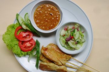 Sesame Chicken With Dipping Sauce