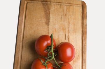 Tomato-Vegetable Potato Topper
