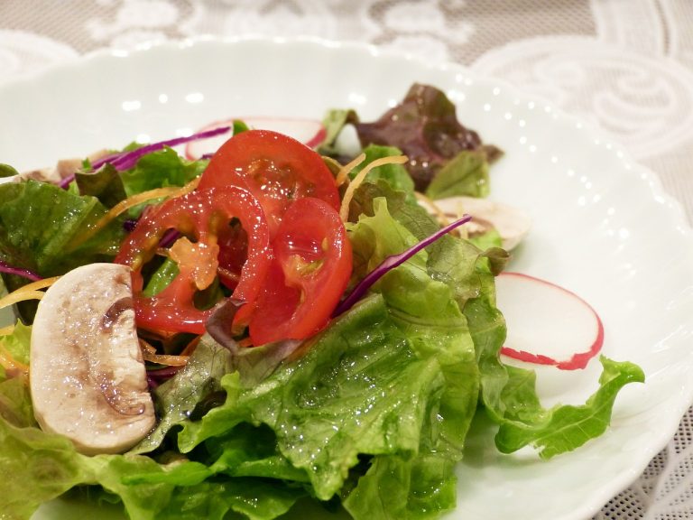 Tomato-Chive Dressing