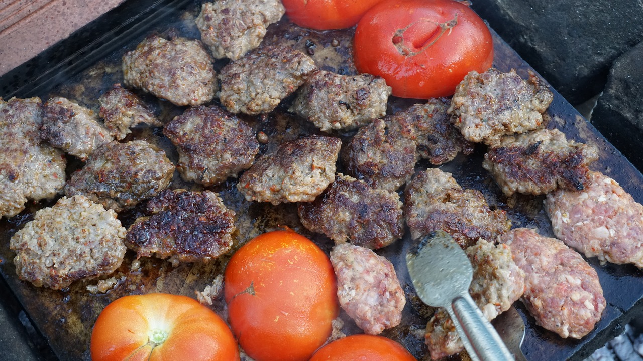 Tomato Frikkadelle (Meatballs)