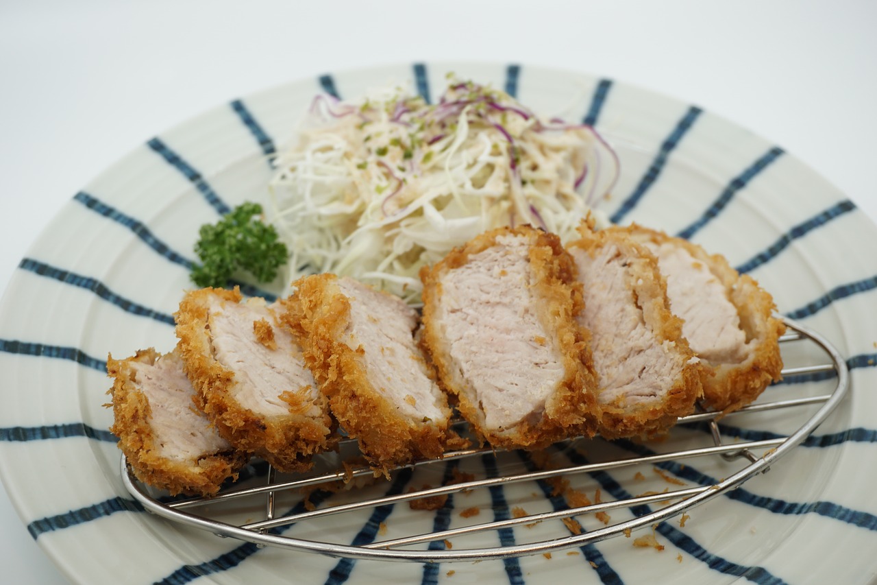 Tonkatsu (Japanese Pork Cutlet)