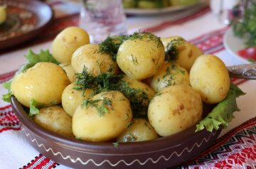 Ukrainian Nalysnyky (Savory With Dill)