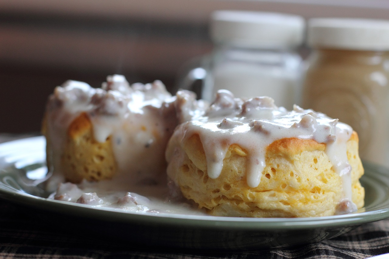 Hubby's All Time Favorite Sausage Gravy