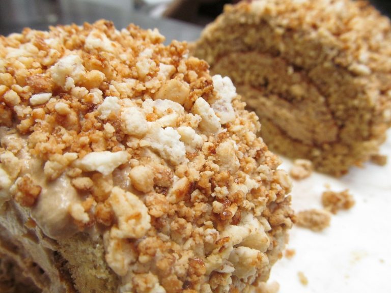 Apricot Almond Coffee Cake
