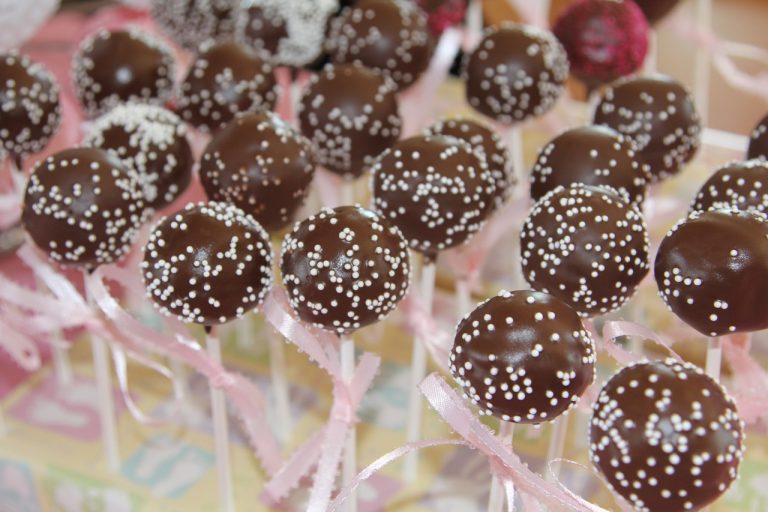 Frozen Peanutty Pops
