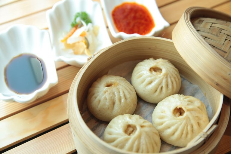 Zhir Ma Bao (Black Sesame Filling for Buns)