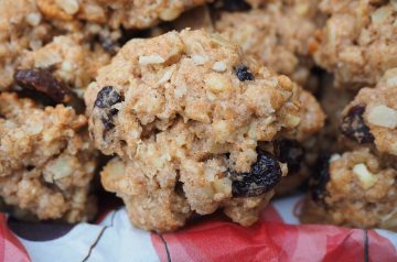 10 Grain Sorta Healthy Cookies