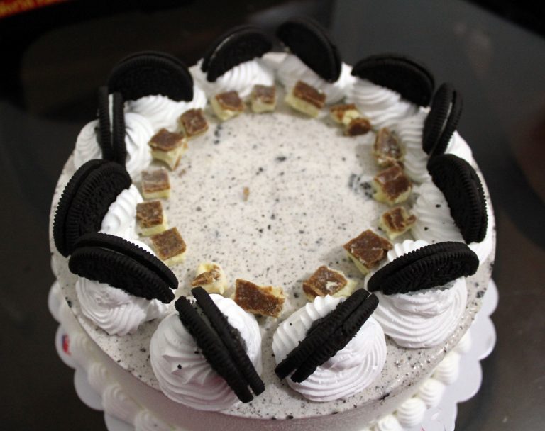 Cookies 'n' Cream Brownies