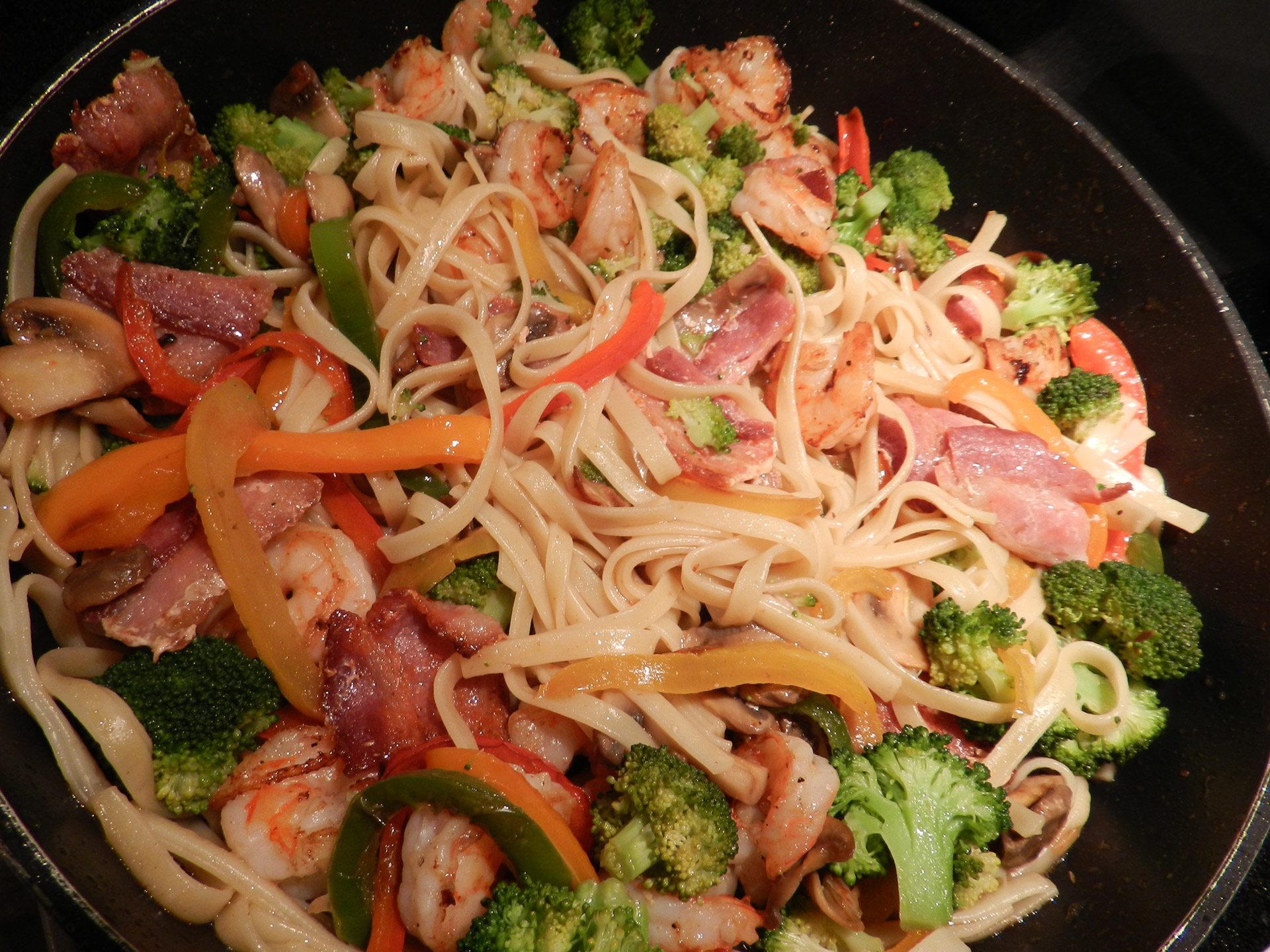 Tantalizing Thai Shrimp Pasta