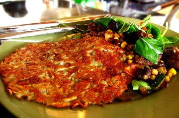 Easy Crispy Fried Cheese-Topped Hash Browns Patties