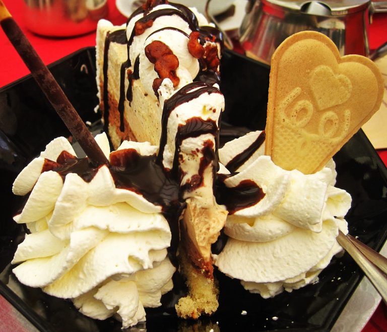 Ice Cream Chocolate Roll Cake