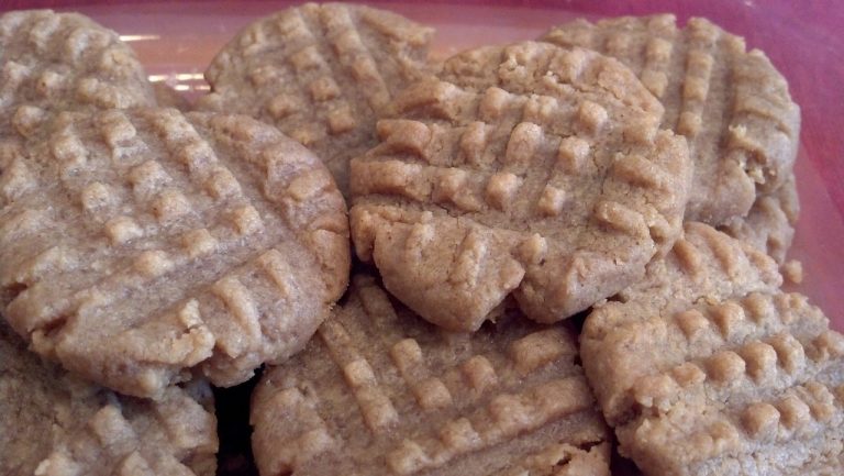 Peanut Butter and Chocolate Chunk Oat Cookies (No Flour)