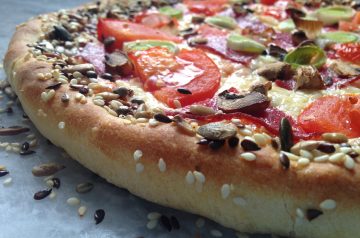 Gourmet Cruisers' Vegetarian Pizza
