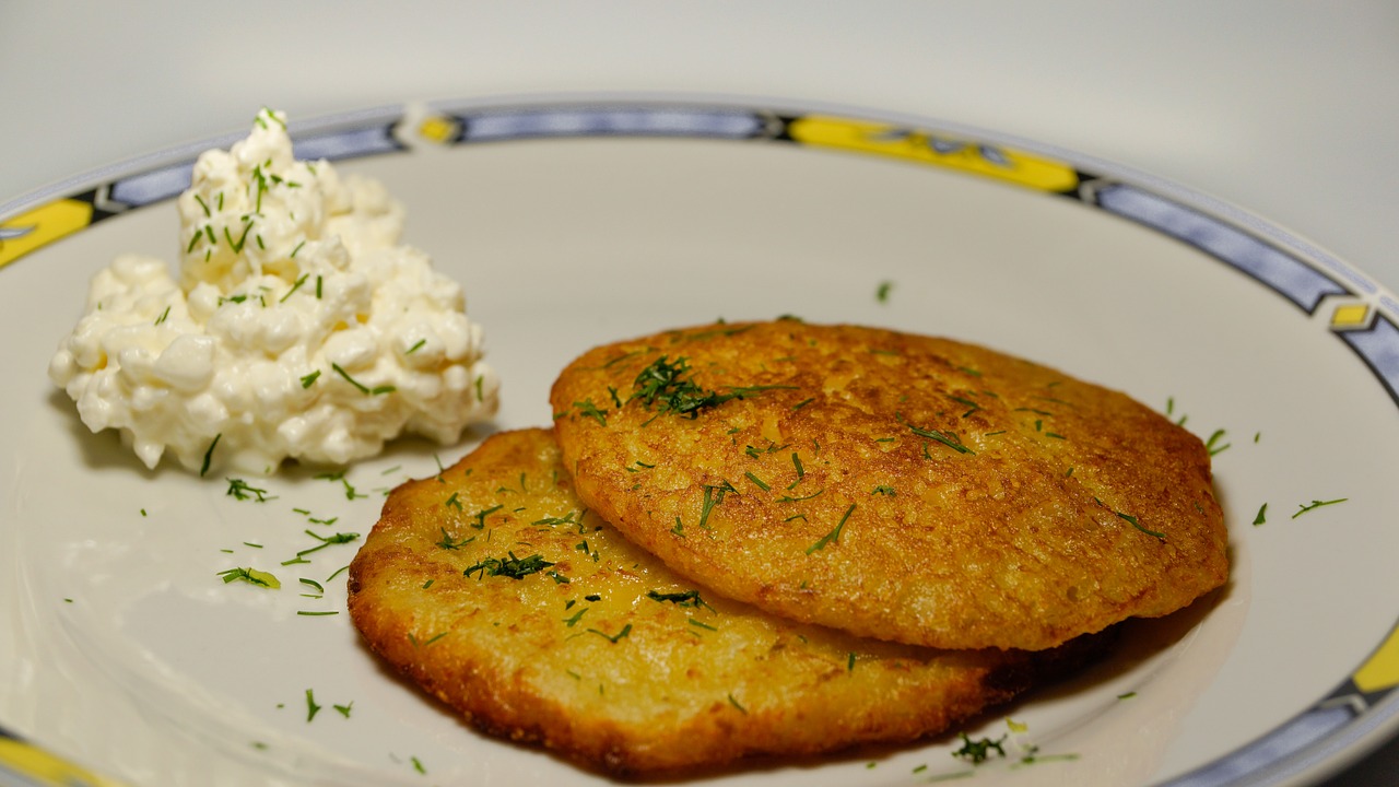 Lancashire Potato Cakes With Chives Garlic and Cheese