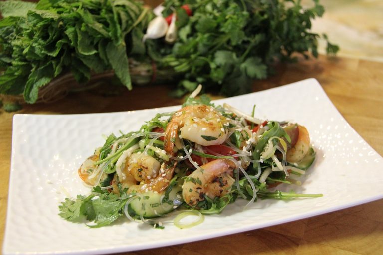 Spicy Thai Noodle Salad