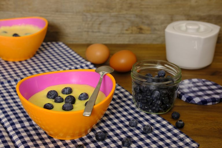 Berry Pudding Cake