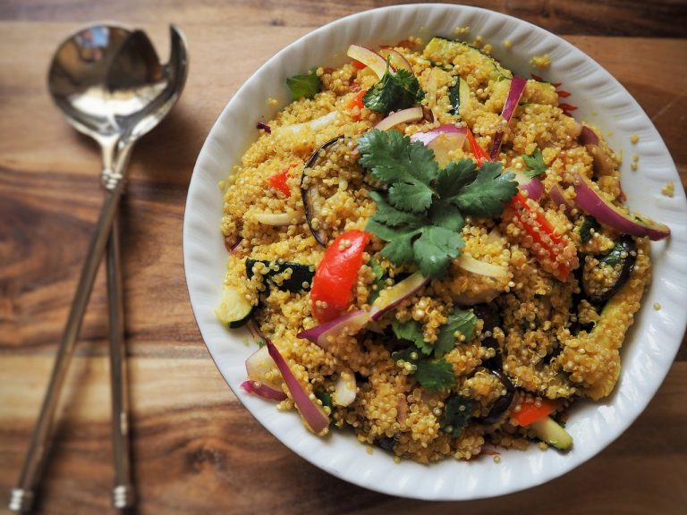 Warm Quinoa Salad With Shrimp and Asparagus