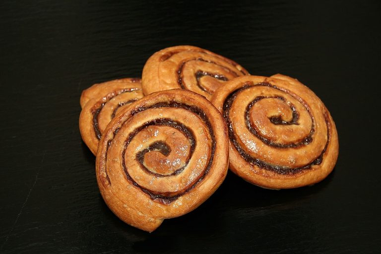 Cinnamon Breakfast Bread