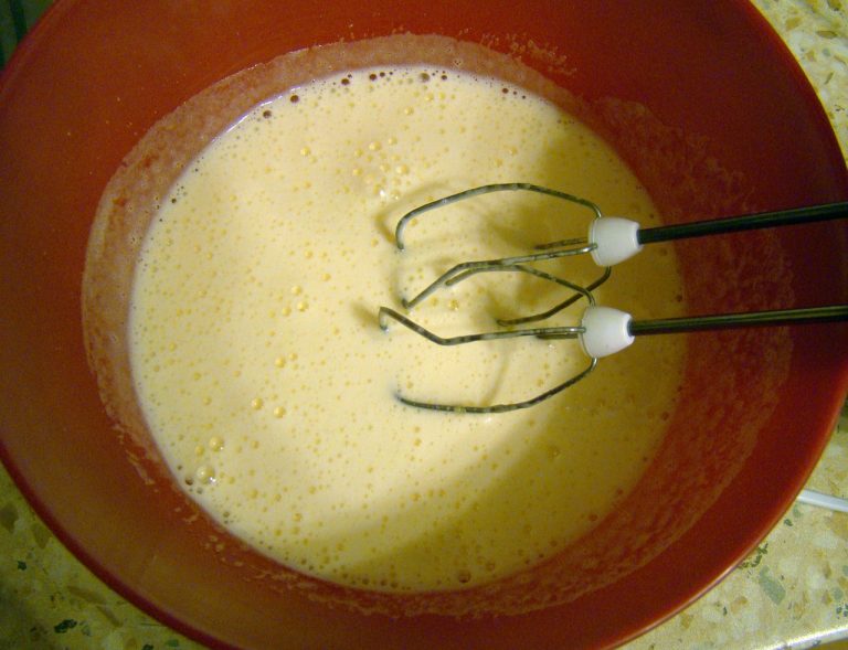Lolly Cake (One Bowl