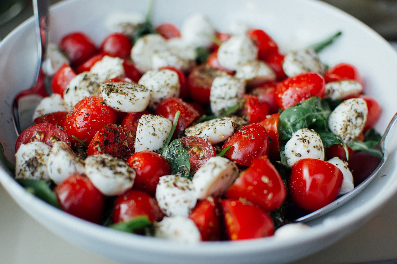 Tomato and Bocconcini Salad