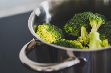 How to steam broccoli