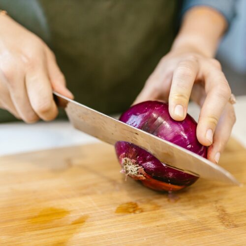 Never remove the onion root when cutting